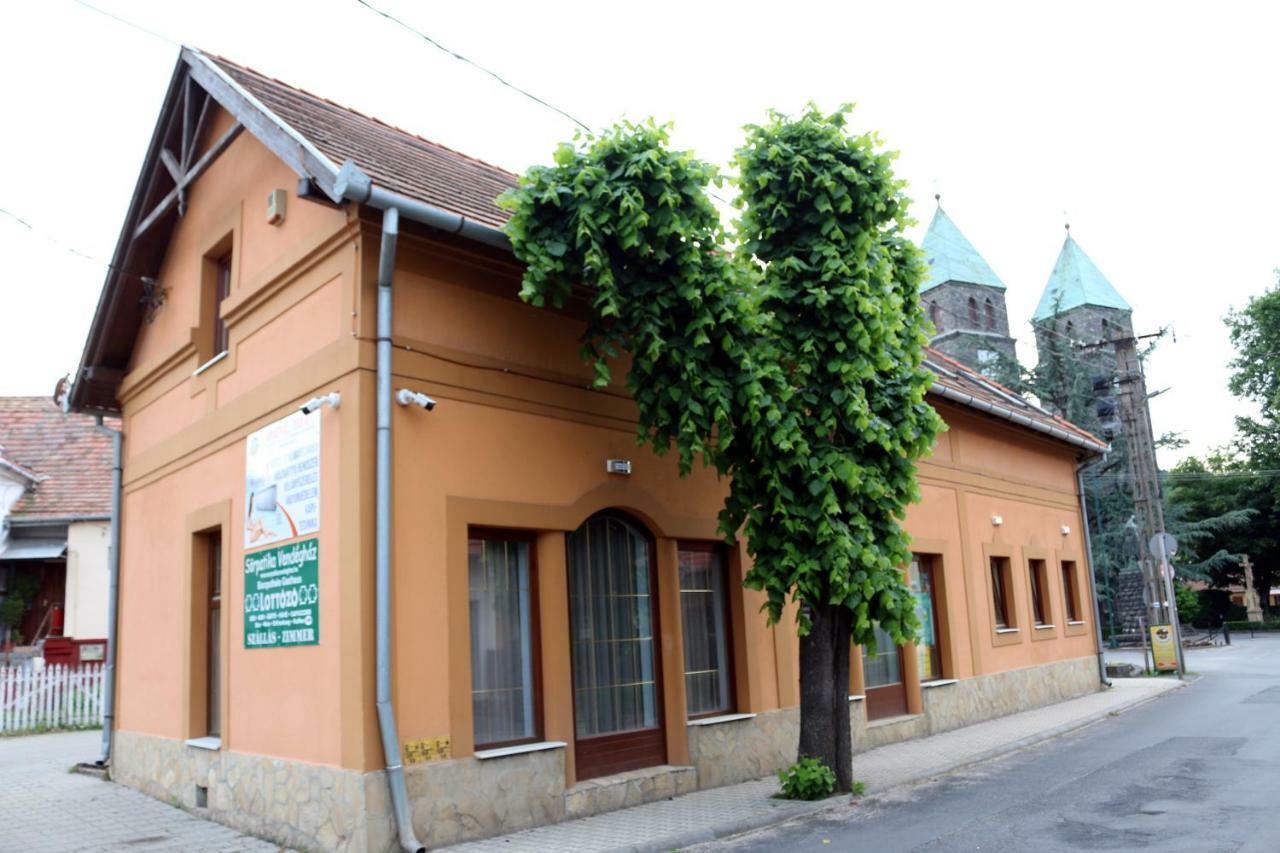Sörpatika Vendégház Badacsonytomaj Exterior foto